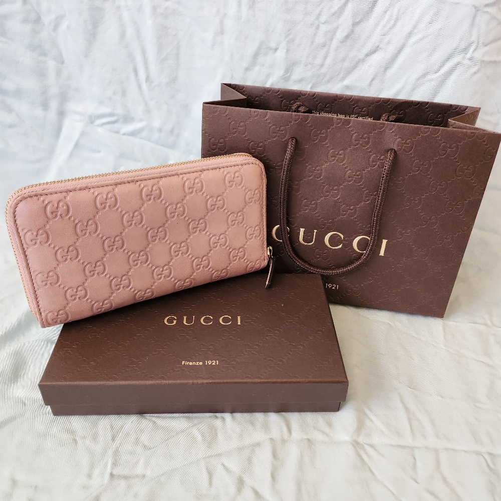 Authentic Gucci Lilac Purple Guccissima Leather Long Zipper Wallet
